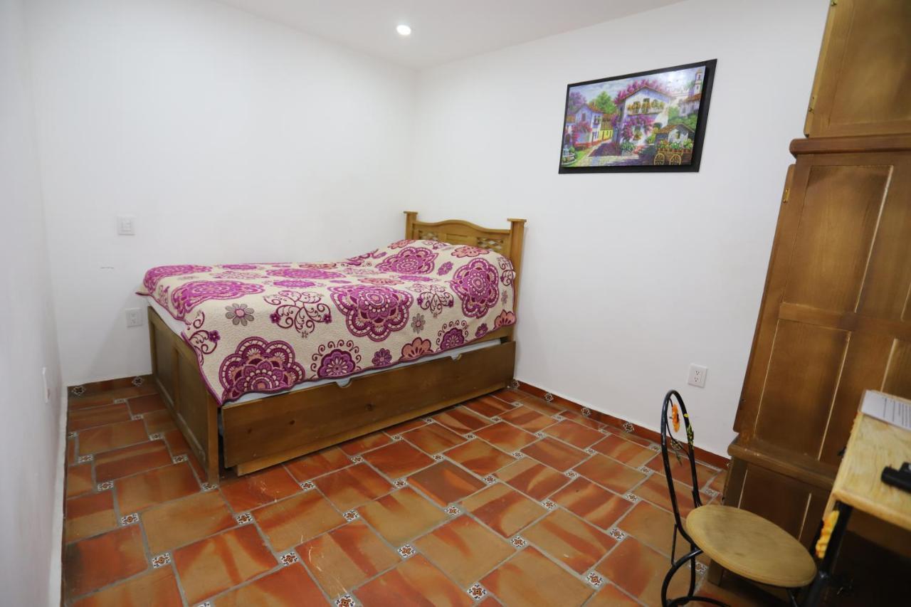 Hotel Boutique Casa Elefante Guadalajara Bagian luar foto