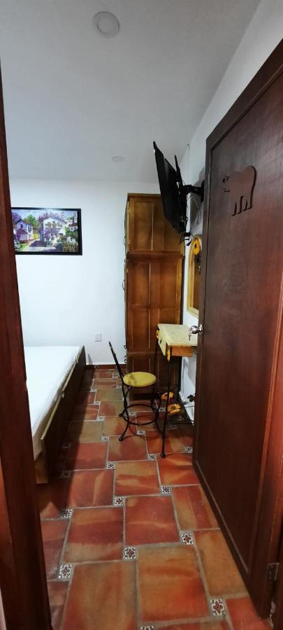 Hotel Boutique Casa Elefante Guadalajara Bagian luar foto