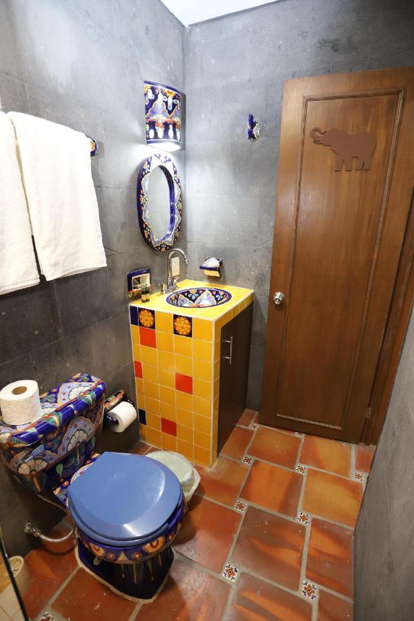 Hotel Boutique Casa Elefante Guadalajara Bagian luar foto